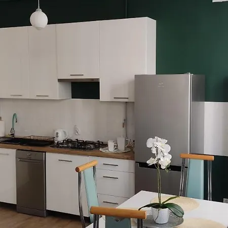 Be My Guest - Marszalkowska - Center Of Subway Wi-fi