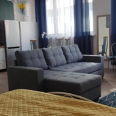 Be My Guest - Marszalkowska - Center Of Subway Wi-fi *