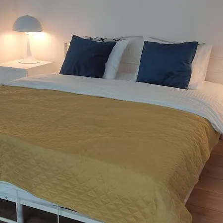 Be My Guest - Marszalkowska - Center Of Subway Wi-fi *