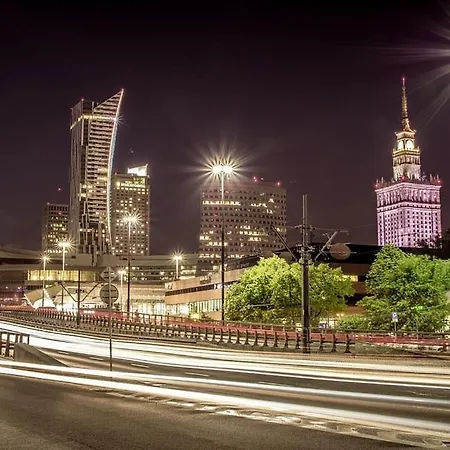 Be My Guest - Marszalkowska - Center Of Subway Wi-fi