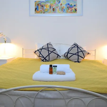 Be My Guest - Marszalkowska - Center Of Subway Wi-fi Warszawa