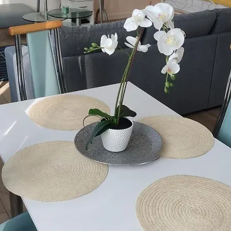 Be My Guest - Marszalkowska - Center Of Subway Wi-fi Breakfast Daire *