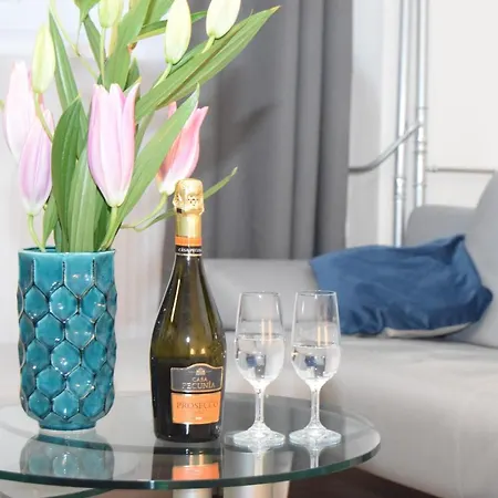 Be My Guest - Marszalkowska - Center Of Subway Wi-fi Apartman